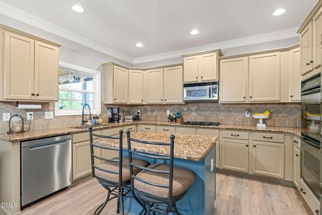 3705 Coach Lantern Avenue, Wake Forest, NC 27587