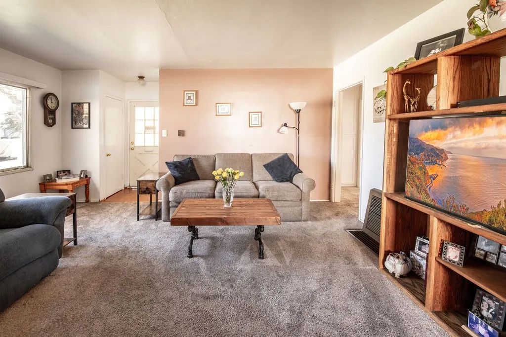 4403 Shadeway Road, Lakewood, CA 90713