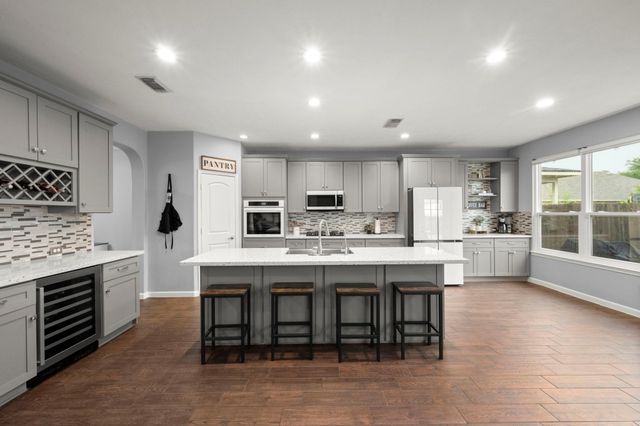7515 Crescent Lake Court, Rosenberg, TX 77469