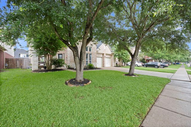 7515 Crescent Lake Court, Rosenberg, TX 77469