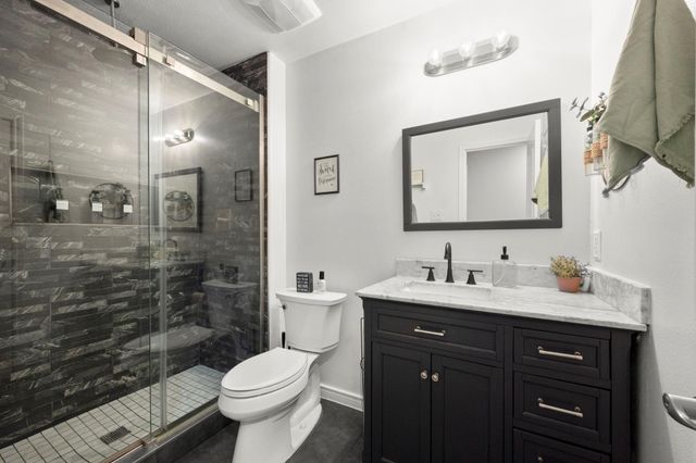 7515 Crescent Lake Court, Rosenberg, TX 77469