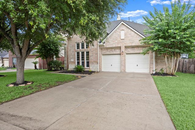 7515 Crescent Lake Court, Rosenberg, TX 77469