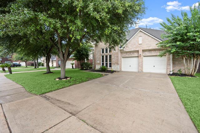 7515 Crescent Lake Court, Rosenberg, TX 77469