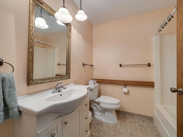 5890 Henry Street, Maple Plain, MN 55359