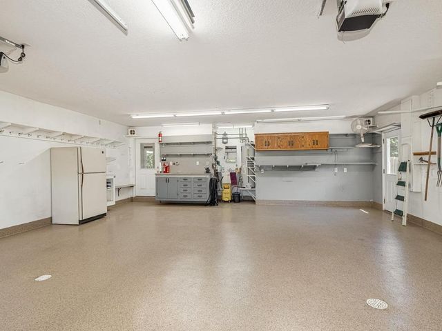 5890 Henry Street, Maple Plain, MN 55359