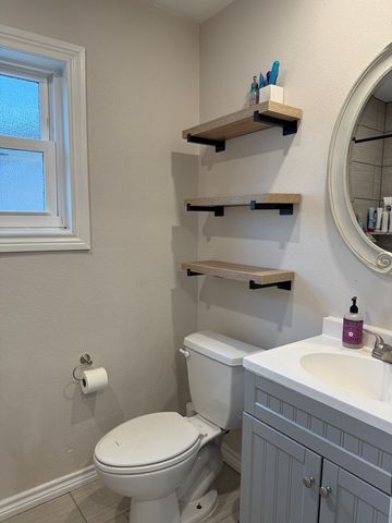 704 NW 13th St, Andrews, TX 79714