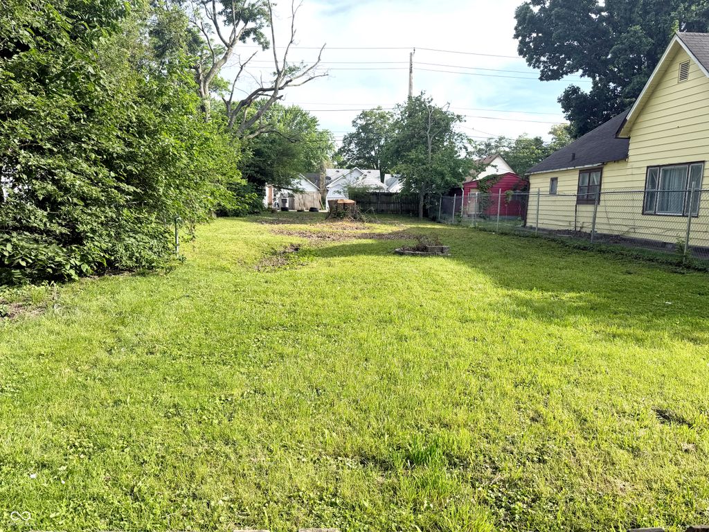 915 Eugene Street, Indianapolis, IN 46208
