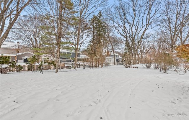 315 Leeds Court, Naperville, IL 60565