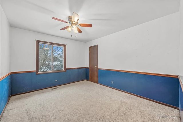 315 Leeds Court, Naperville, IL 60565