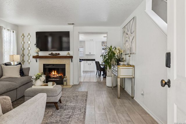 16130 Ambush Grove, San Antonio, TX 78247