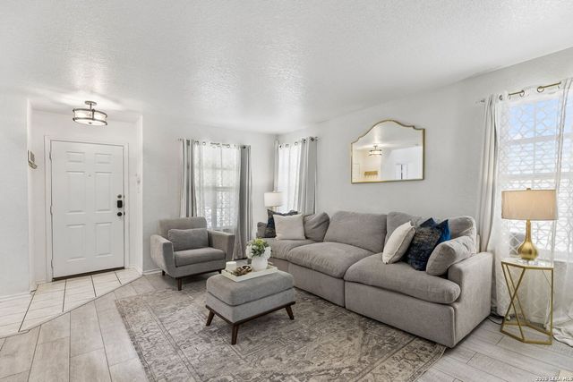 16130 Ambush Grove, San Antonio, TX 78247