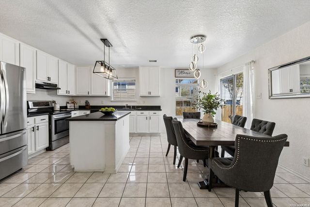 16130 Ambush Grove, San Antonio, TX 78247