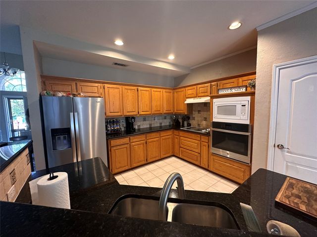 609 Saddleback Lane, Flower Mound, TX 75028