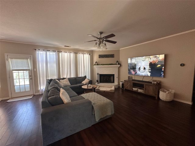 609 Saddleback Lane, Flower Mound, TX 75028