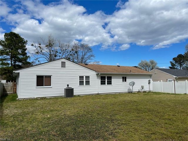 3404 Newport DR, Chesapeake, VA 23321