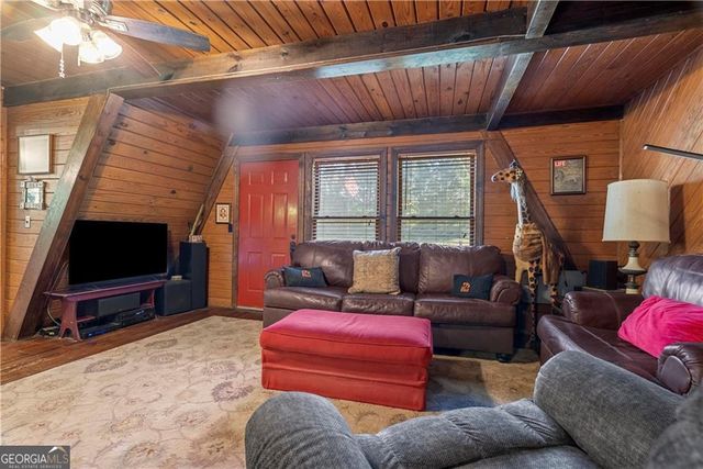 636 Greeson Road NE, Resaca, GA 30735