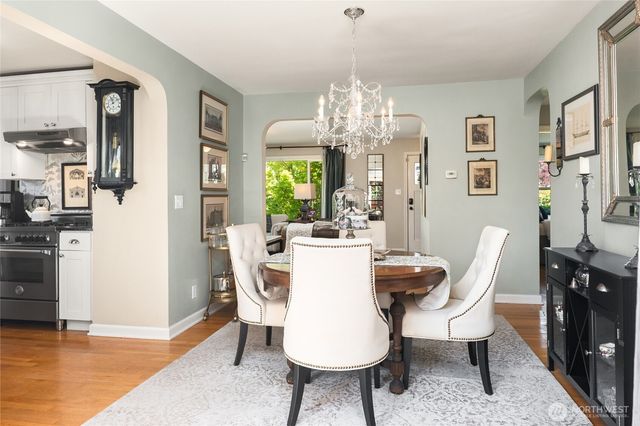 4409 SW Dawson Street, Seattle, WA 98136