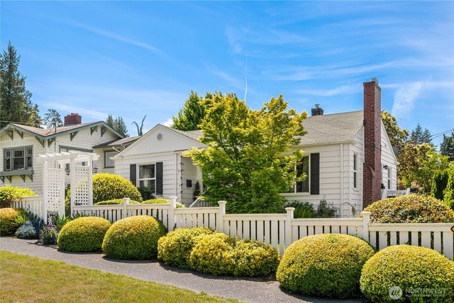4409 SW Dawson Street, Seattle, WA 98136