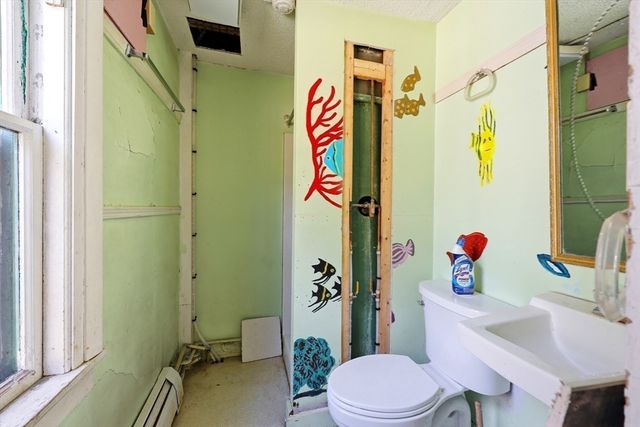 42 Shutesbury Rd, Leverett, MA 01054
