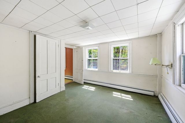 42 Shutesbury Rd, Leverett, MA 01054