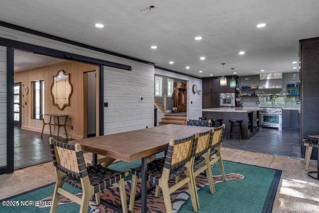 25001 W River Road, Perrysburg, OH 43551