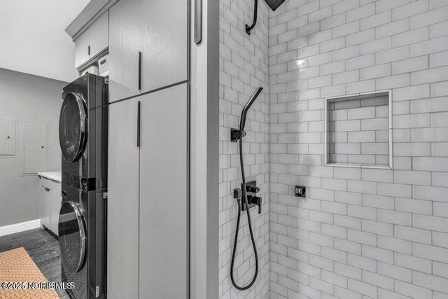 25001 W River Road, Perrysburg, OH 43551