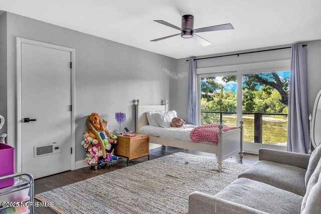 25001 W River Road, Perrysburg, OH 43551