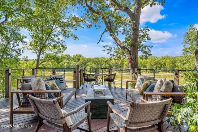 25001 W River Road, Perrysburg, OH 43551