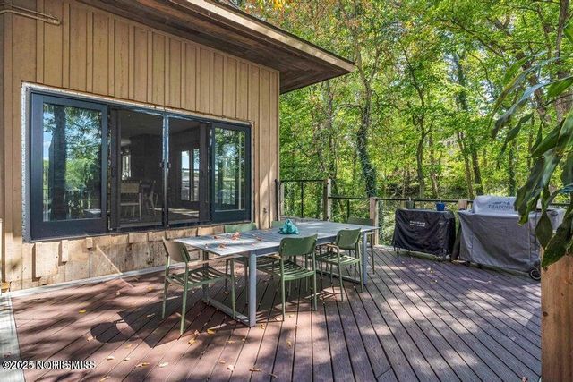 25001 W River Road, Perrysburg, OH 43551