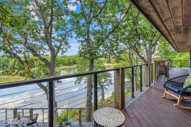 25001 W River Road, Perrysburg, OH 43551