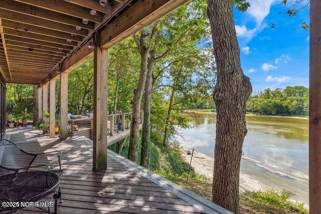 25001 W River Road, Perrysburg, OH 43551