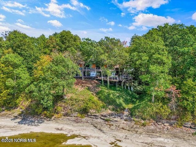 25001 W River Road, Perrysburg, OH 43551