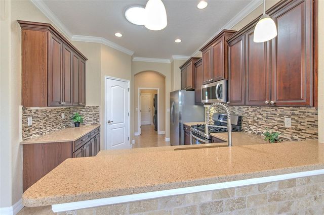 504 RIMINI VISTA WAY, Sun City Center, FL 33573