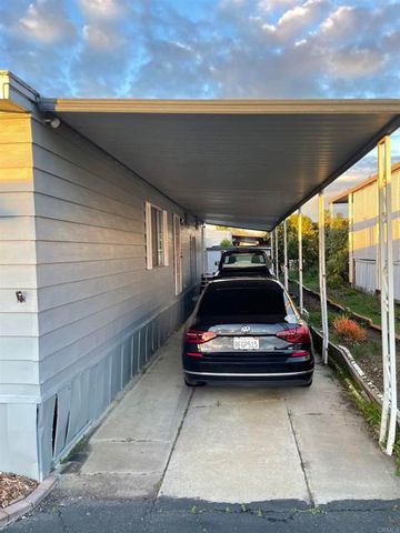 718 Sycamore Avenue 94, Vista, CA 92083