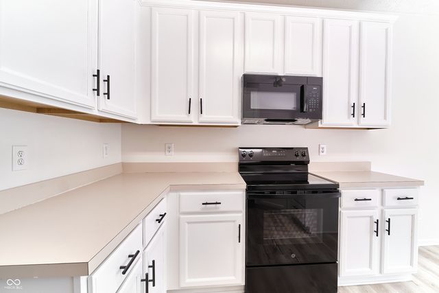 641 Beaverbrook Drive, Carmel, IN 46032
