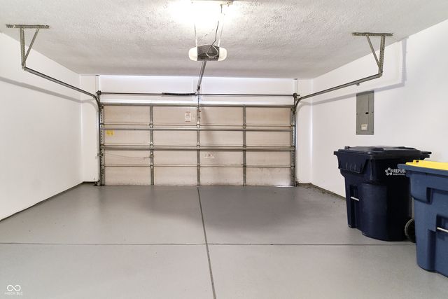 641 Beaverbrook Drive, Carmel, IN 46032