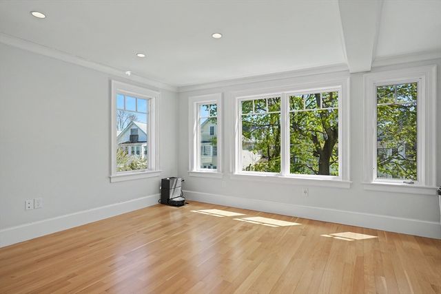 116 Milton Street 116, Arlington, MA 02474