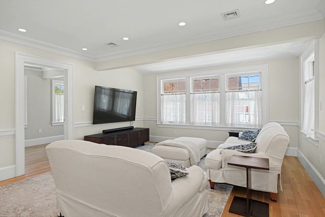 116 Milton Street 116, Arlington, MA 02474