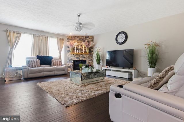 1142 E FOUNDS ST E, Townsend, DE 19734