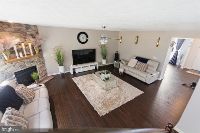 1142 E FOUNDS ST E, Townsend, DE 19734