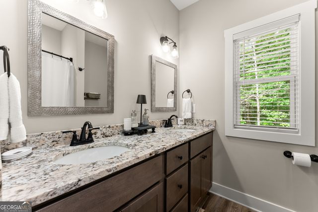 35 Chimney Lane, Cleveland, GA 30528