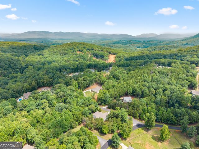 35 Chimney Lane, Cleveland, GA 30528