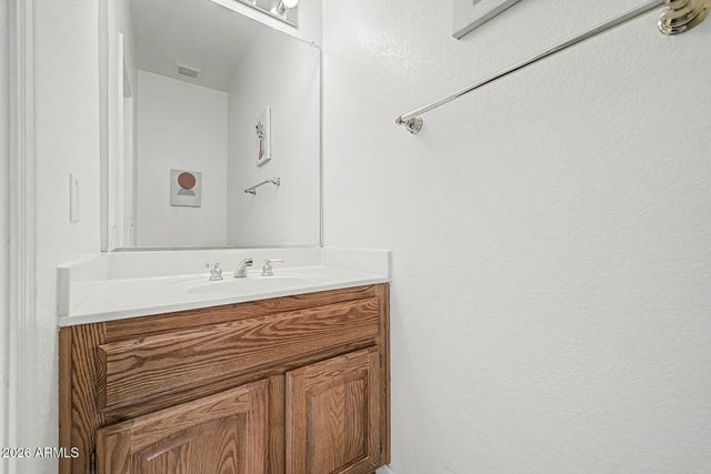 9525 E CHAMPAGNE Drive, Sun Lakes, AZ 85248