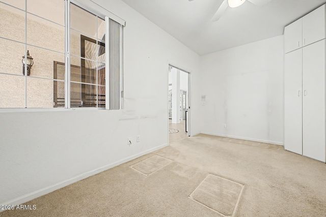 9525 E CHAMPAGNE Drive, Sun Lakes, AZ 85248