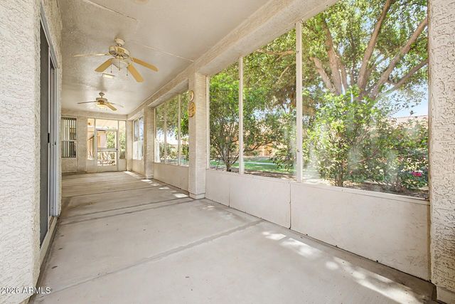 9525 E CHAMPAGNE Drive, Sun Lakes, AZ 85248