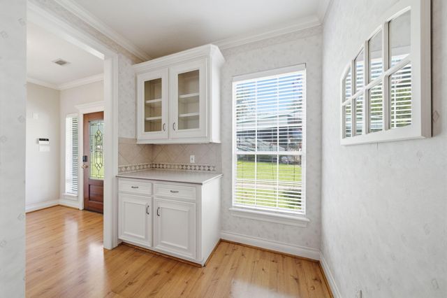 10398 Fm 149, Montgomery, TX 77316