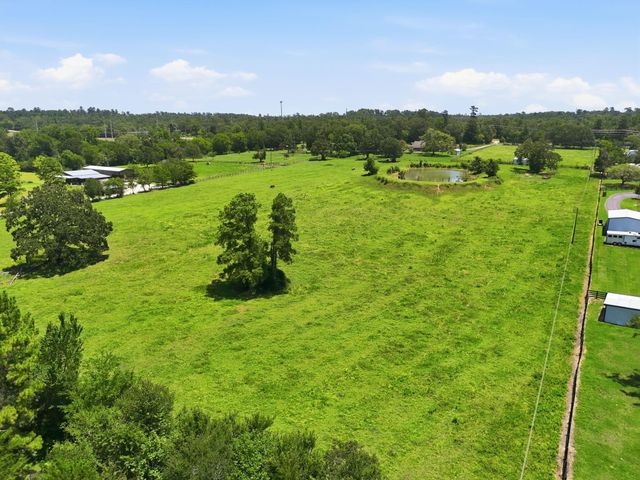 10398 Fm 149, Montgomery, TX 77316