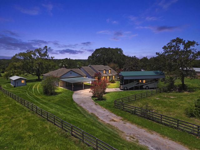 10398 Fm 149, Montgomery, TX 77316