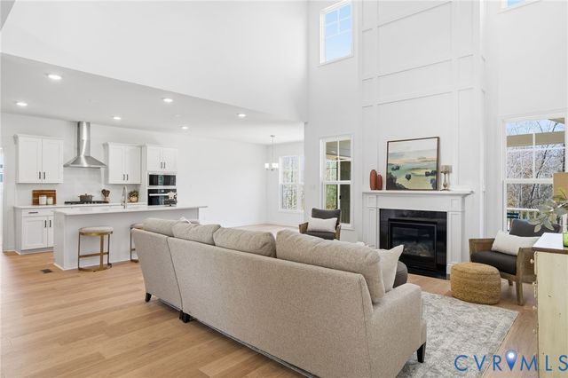 9991 Boschen Woods Pl, Chesterfield, VA 23838