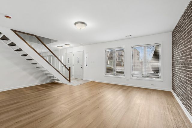 12822 Carriage Lane, Crestwood, IL 60418